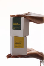 Load image into Gallery viewer, Orange and Cinnamon Soy Wax Candle, Christmas and Fall Soy Wax Candle
