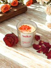 Load image into Gallery viewer, Amber, Jasmine and Vanilla - Soy Wax Candle
