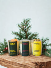 Load image into Gallery viewer, Orange and Cinnamon Soy Wax Candle, Christmas and Fall Soy Wax Candle

