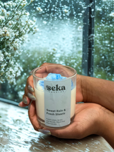 Load image into Gallery viewer, Sweet Rain and Fresh Sheets- Soy Wax Candle
