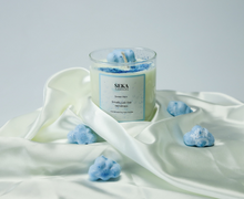 Load image into Gallery viewer, Sweet Rain and Fresh Sheets- Soy Wax Candle
