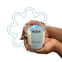 Load image into Gallery viewer, Sweet Rain and Fresh Sheets- Soy Wax Candle
